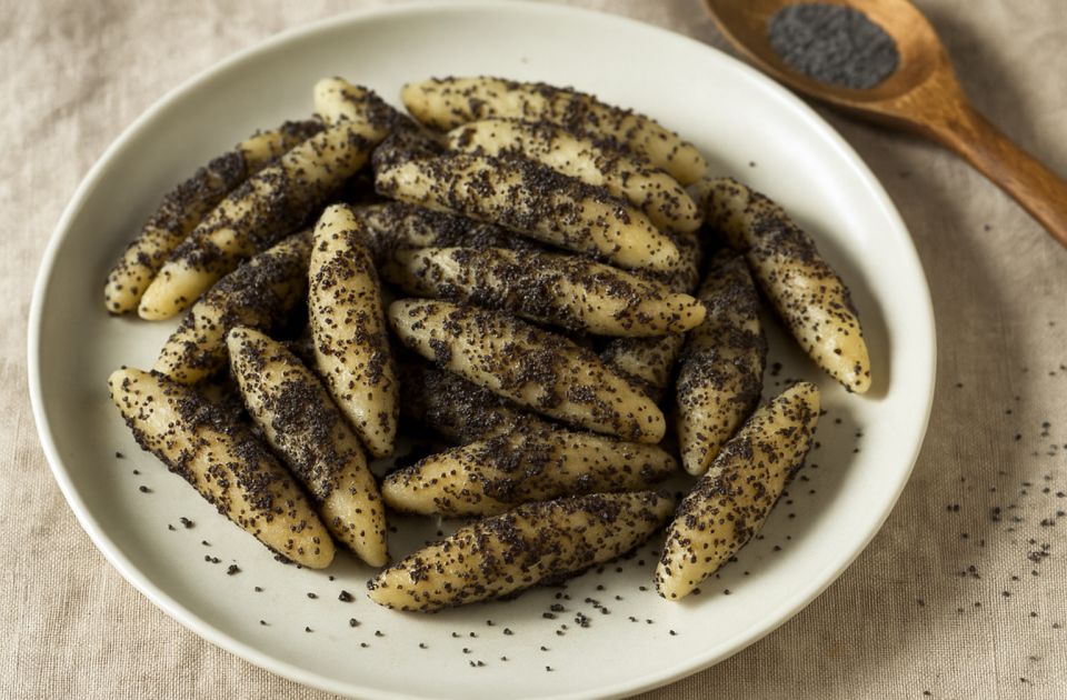 Ukus i miris detinjstva: Šufnudle sa makom Ukus i miris detinjstva: Šufnudle sa makom