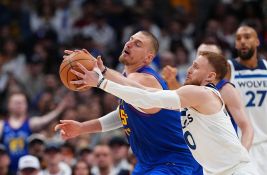 VIDEO: Minesota izjednačila sa Denverom, Jokić upisao 24 poena