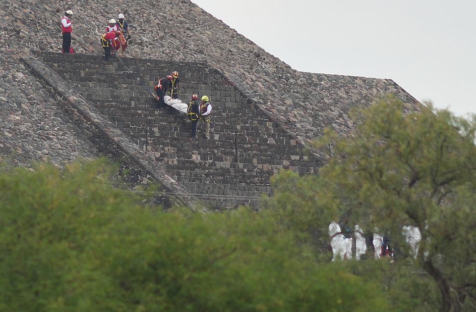 Pucnjava kod istorijske piramide u Meksiku: Ubijena kanadska turistkinja, još šestoro ranjeno