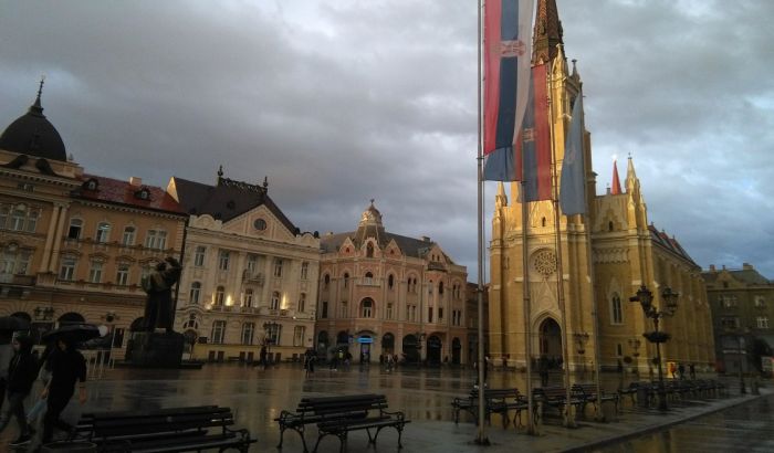 Ponovo nas očekuju pljuskovi s grmljavinom