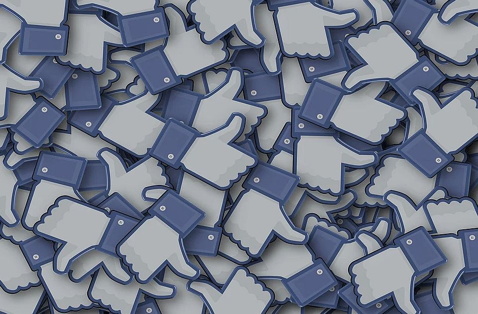 Ruski sud naložio prinudnu naplatu kazne od Fejsbuka 