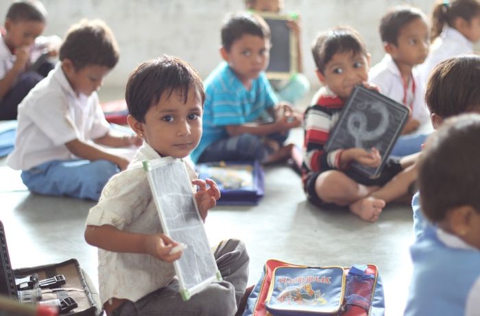 Deca u Indiji u školama će učiti o sreći