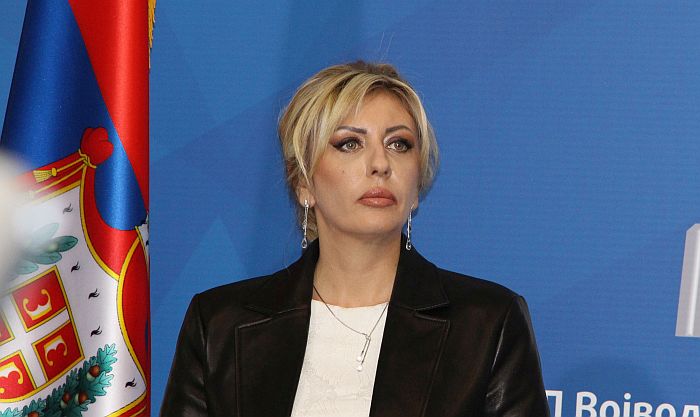 Jadranka Joksimović traži da je oslovljavaju sa "ministar" jer "nije Nušićev lik, ni supruga ministra"