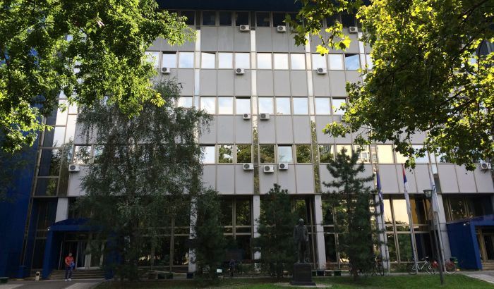 DRI: PMF novac za plate trošio na obnovu amfiteatra, plaćao zakup automobila korišćenih i u privatne svrhe