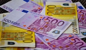 Zaplenjeno 56.000 falsifikovanih novčanica evra u ilegalnoj štampariji