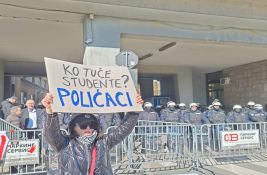 Novosadska policija očekuje okupljanje i ispred Skupštine: Postaraće se da sve bude bezbedno