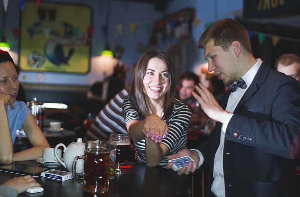 Ako volite magiju, dođite u subotu u Radio kafe