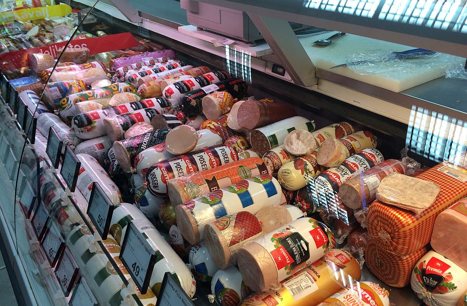 Ekonomista: Sniženja za 20 proizvoda ne mogu da izleče inflaciju u Srbiji, hrana skuplja za 21 odsto