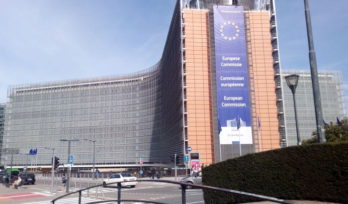 Evropska komisija predložila 6.000 evra za svakog prihvaćenog migranta