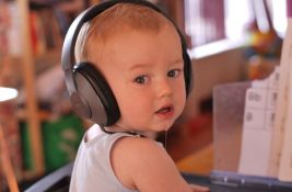 Istraživanje pokazalo: Bebe vole Mocarta - muzika smanjuje bol kod novorođenčadi