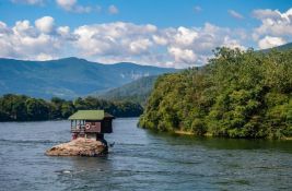 Počinje prijavljivanje ugostitelja za učešće u sistemu dodele turističkih vaučera za odmor u Srbiji