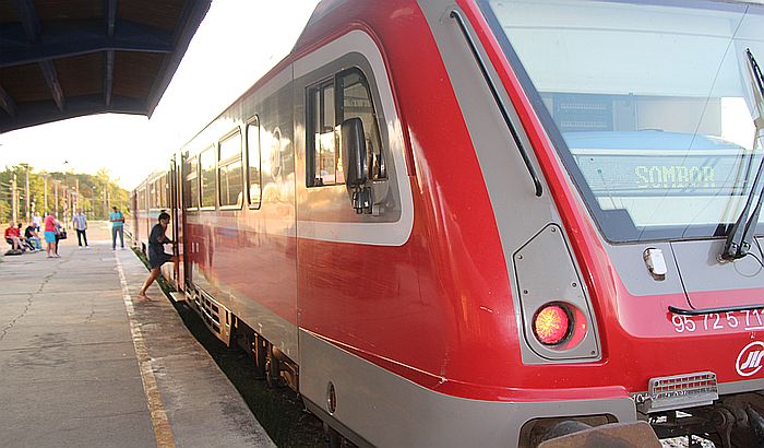 Srbija će za tri Štadlerova voza platiti 62,19 miliona evra