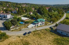 FOTO, VIDEO: Prodaje se kuća u izgradnji u Vrdniku - pogledajte kako je zamišljena