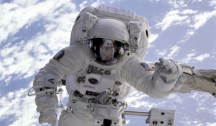 Dvojica astronauta se vratila na Zemlju