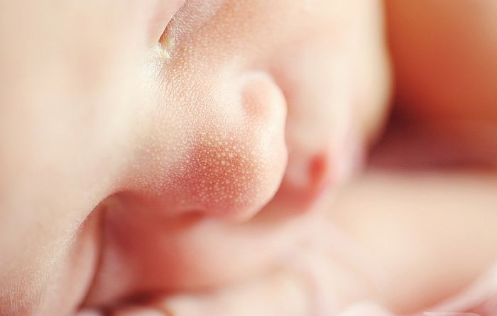 U Nišu izlečena beba zaražena virusom korona u prvoj nedelji života