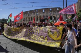 Rimljani na ulici: Protiv zakona koji štiti policiju od optužbi za prekomernu upotrebu sile