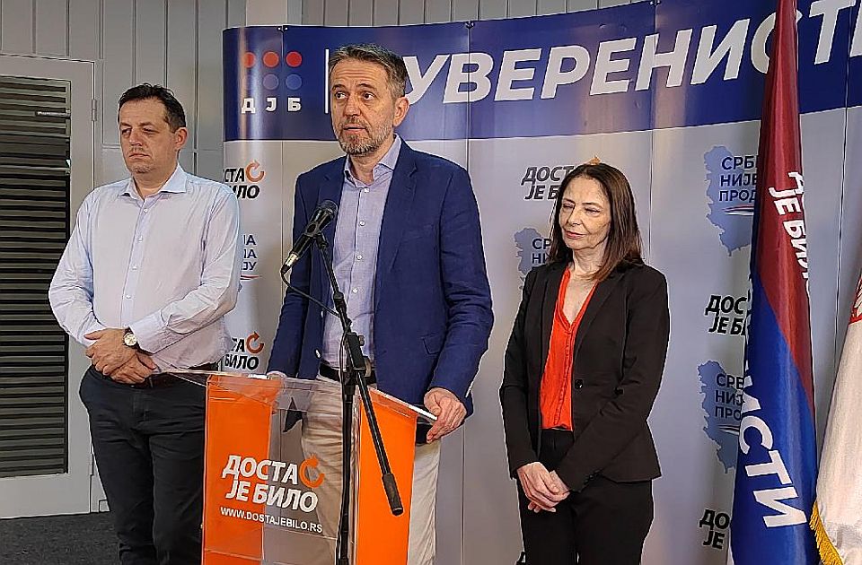 Tadićev SDS, Radulovićev Dosta je bilo i pokret "Otete bebe" zajedno izlaze na izbore