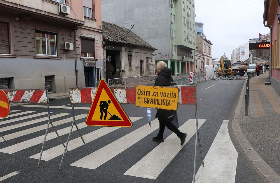 Gužva u Petrovaradinu, radari i patrole: Šta se dešava u saobraćaju u Novom Sadu i okolini