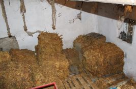FOTO: Krivična prijava protiv dvojca iz Rume zbog 770 kg nelegalnog duvana