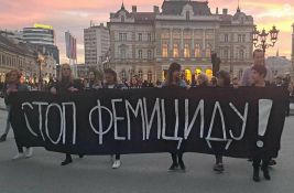 Održan protest na Trgu slobode zbog četvrtog ubistva žene