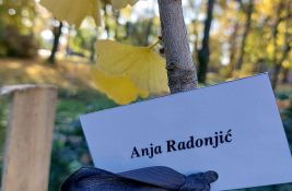 Somborci zasadili 16 stabala za nastradale u Novom Sadu