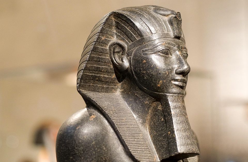 Holandija vraća Egiptu ukradenu skulpturu staru 3.500 godina