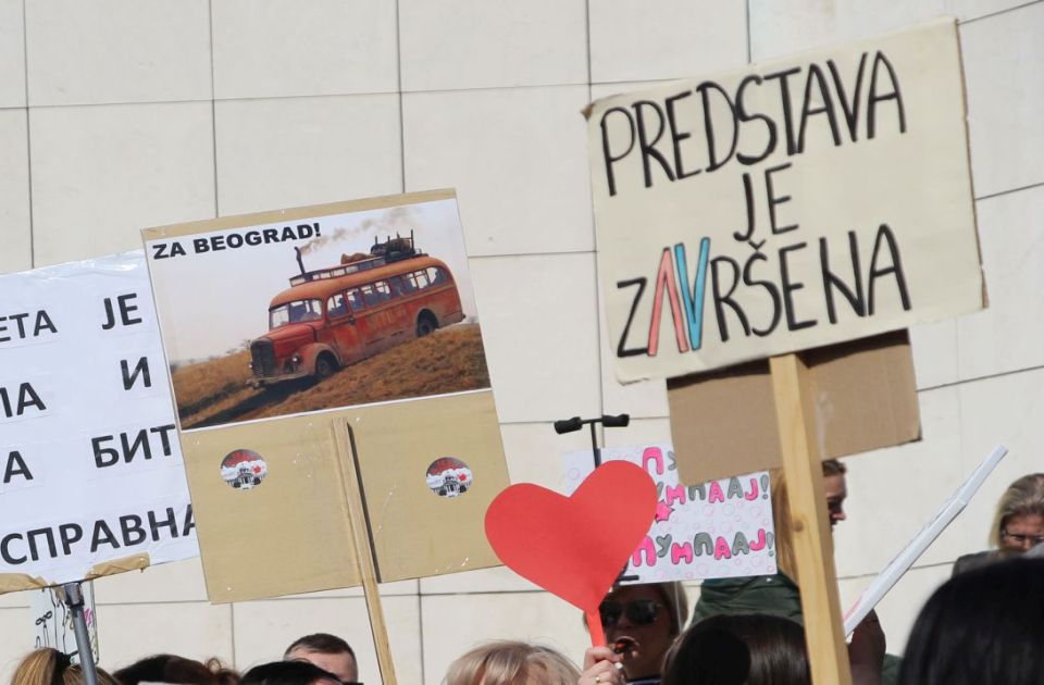 Novosađani danas kreću za Beograd zbog Dijane Hrke: 