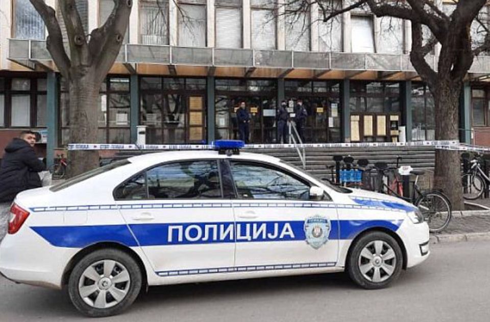 Nova lažna dojava o bombi u novosadskom sudu, posle evakuacije sud nastavlja sa radom