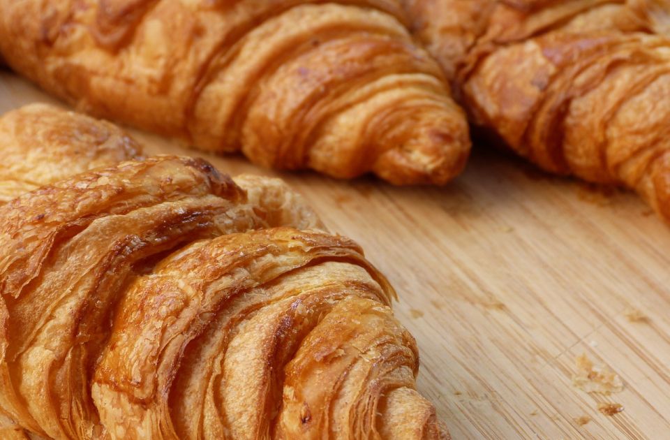 VIDEO: Pekara izgleda kao teretana, a umesto tegova i lopti tu su - kroasani
