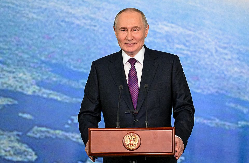 Putin u poseti Kini, sastaje se sa Si Đinpingom