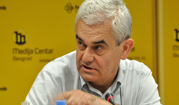 Janjić: Istraga o lažnim vestima baždarena po političkoj potrebi