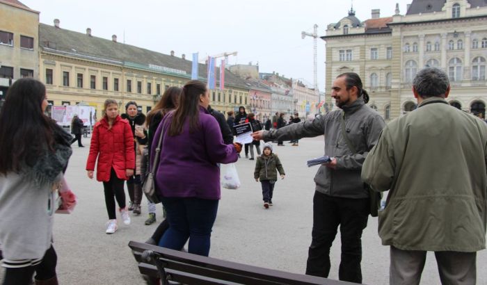 FOTO: Grupa za slobodu medija na ulicama pet gradova