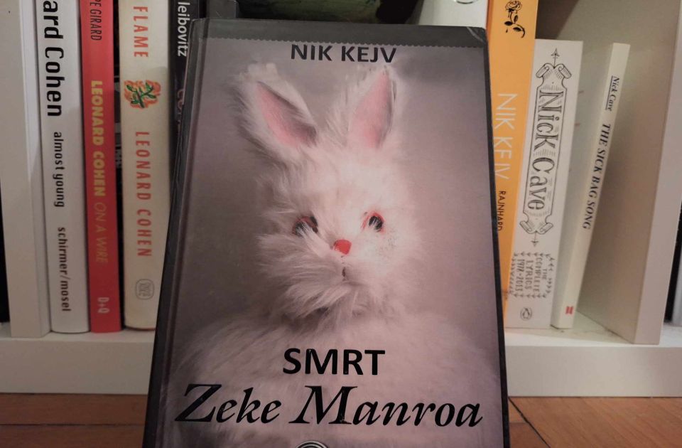 Snima se serija po romanu Nika Kejva "Smrt Zeke Manroa", Met Smit u glavnoj ulozi