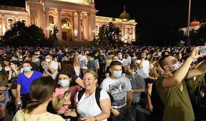 FOTO: Šarčević: Predsedniku plasirani loši podaci, studenti ostaju u domovima