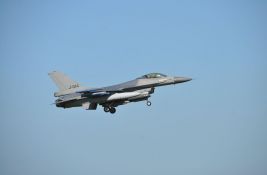 VIDEO: Avion F-16 srušio se prilikom priprema za aeromiting u Poljskoj, pilot poginuo
