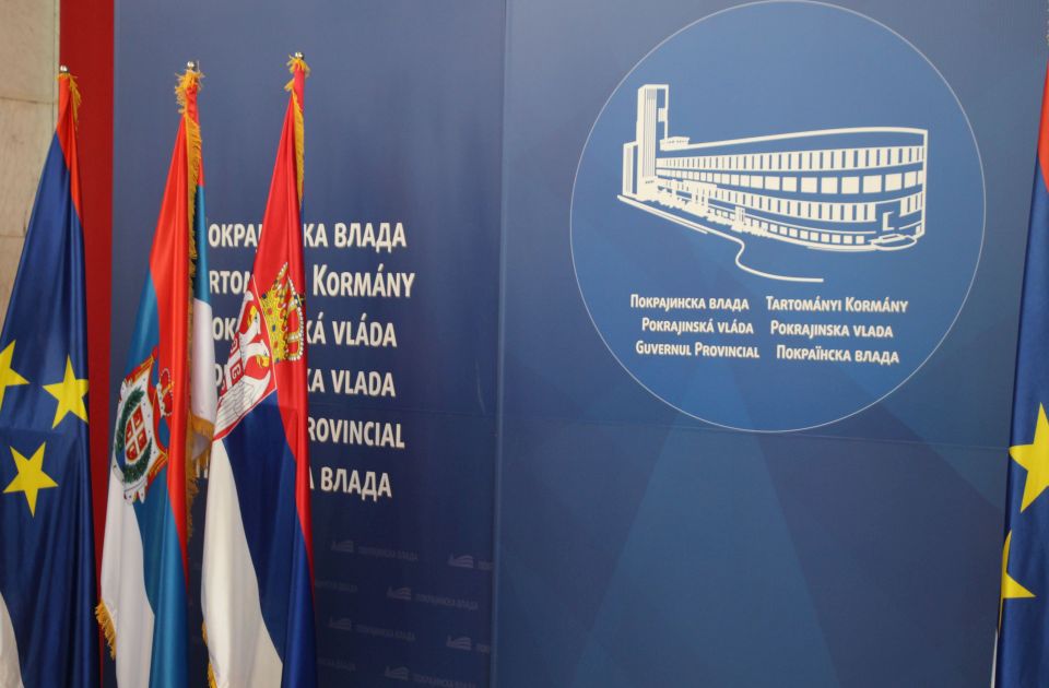 Zaposleni u pokrajini se obučavaju da koriste veštačku inteligenciju