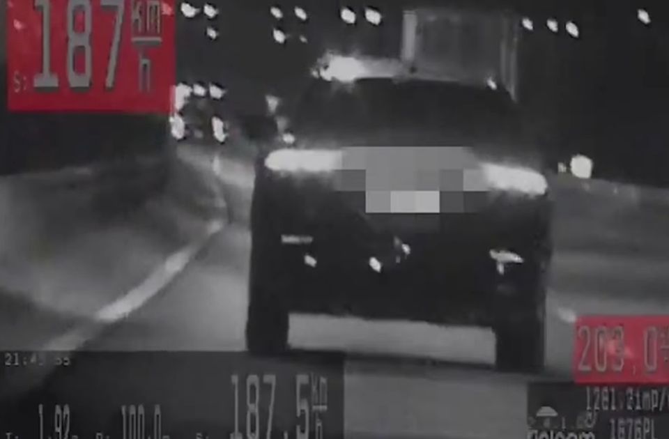 VIDEO: U audiju "divljao" po motoputu kod Zemuna, vozio 203 km/h