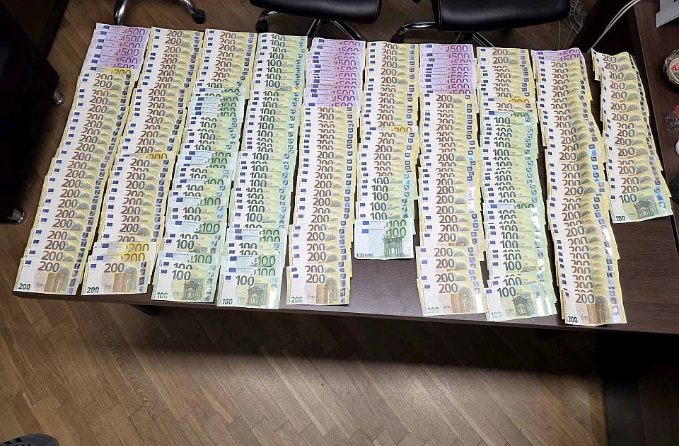 Uhapšena četvorica kod granice s BiH, osumnjičeni za pljačku kod Livna 