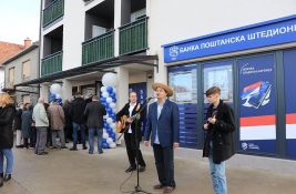 FOTO, VIDEO: Gradonačelnik uz muziku Garavog sokaka otvorio ekspozituru banke u Veterniku