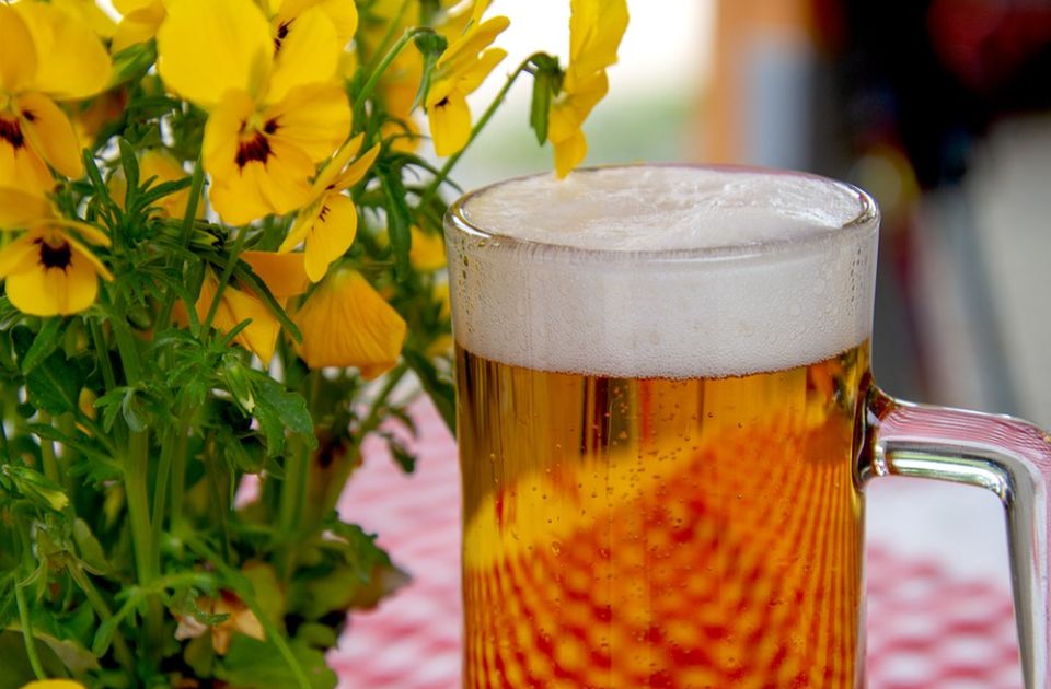 Inflacija uticala i na Oktoberfest: Voda skoro 10 evra, a pivo od 11 evra pa naviše