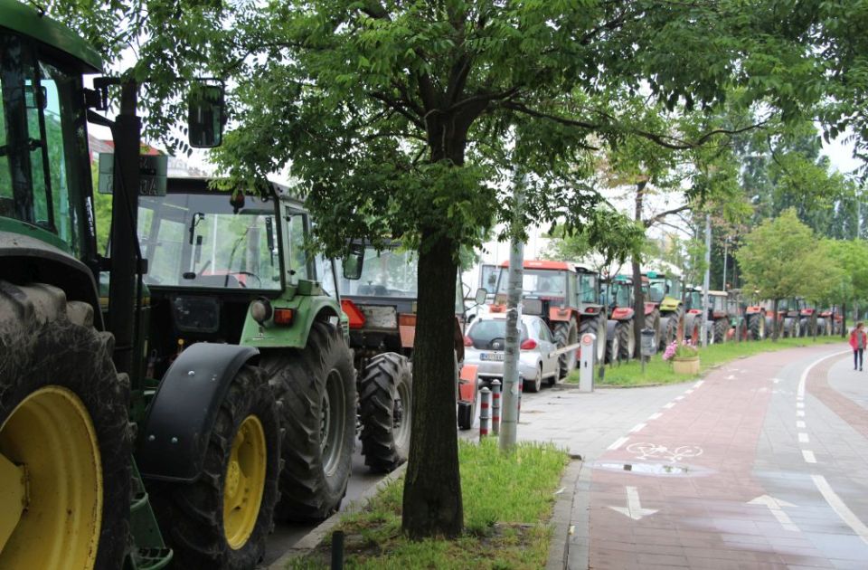 Protest poljoprivrednika se nastavlja u sredu: Vožnja do Banovine, od 17 časova blokada saobraćaja 