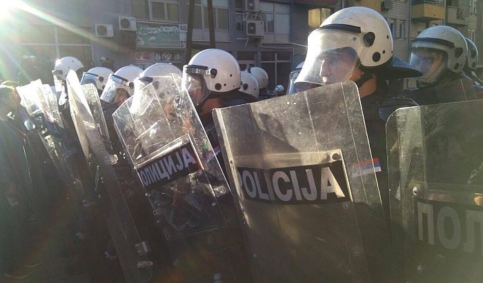 Završen protest, Obradović dao rok policiji da do sutra oslobodi uhapšene građane