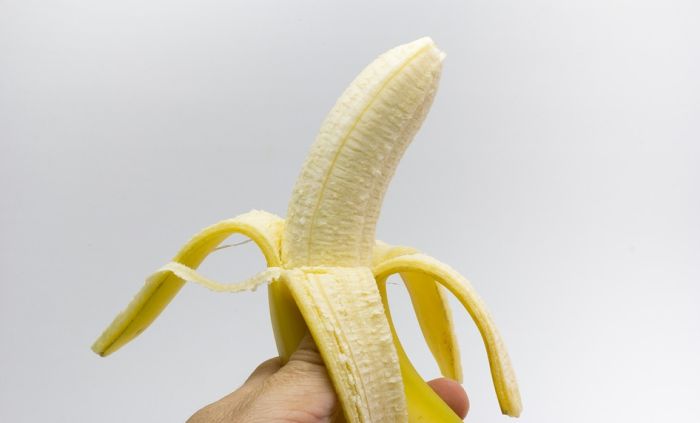 Kako se zovu bele "niti" u banani?