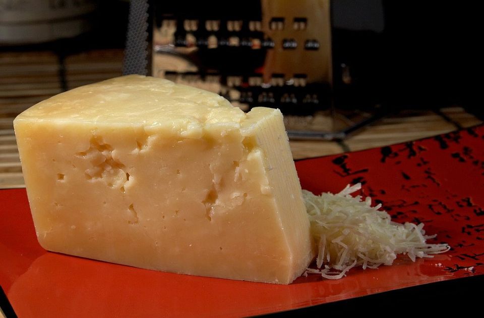 Italijani mikročipovima štite parmezan