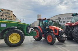 Slankamenac: Veliki problemi sa sistemom eAgrar, država reaguje samo kad traktorima blokiramo puteve