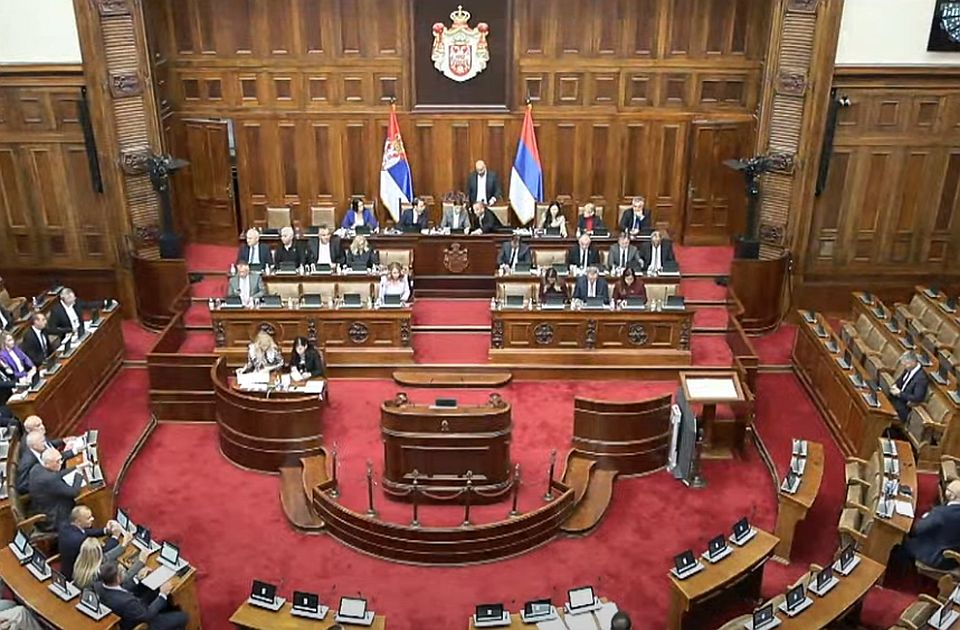 UŽIVO VIDEO: Nastavljena sednica Skupštine Srbije, raspravlja se i o zakonu o legalizaciji nekretnina