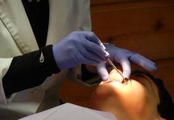 Rad stomatologa tokom vikenda samo za urgentne slučajeve