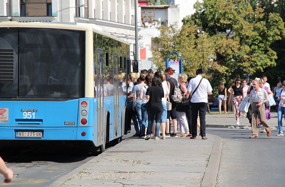 SSP o smanjenom broju polazaka GSP-a: Neverovatna bahatost i za standarde SNS-a