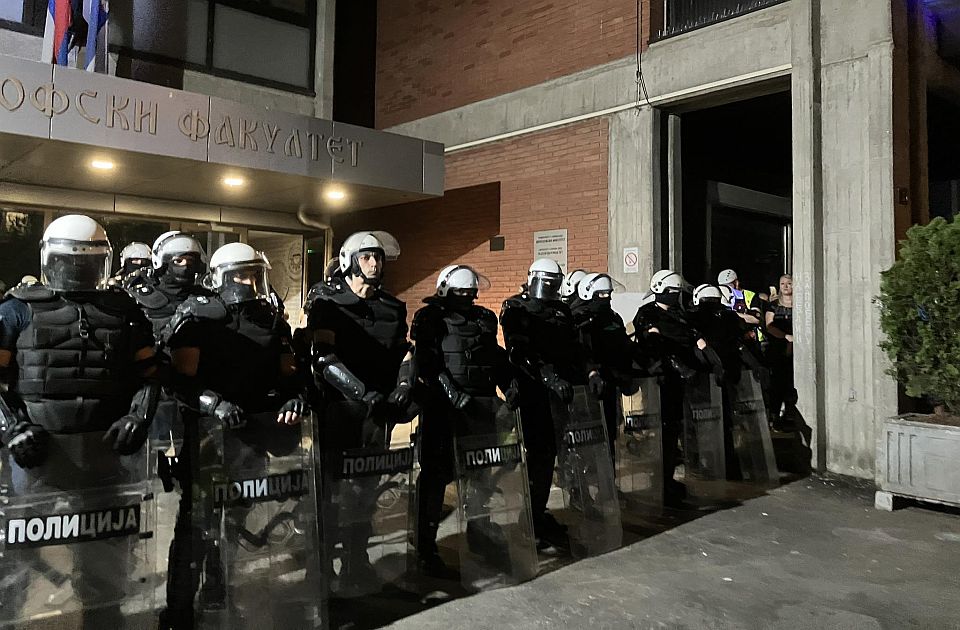 Analitičari o tome šta Srbiju čeka u sledećoj godini: 