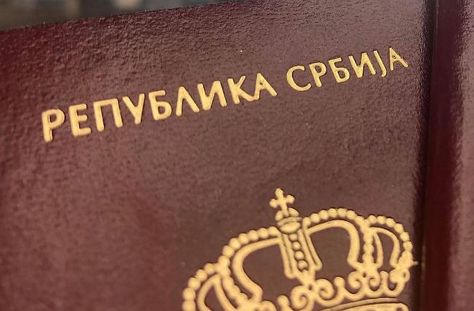 Stanovnici Vrbasa, Bečeja i Bačke Palanke izradu lične karte i pasoša zakazuju preko eUprave